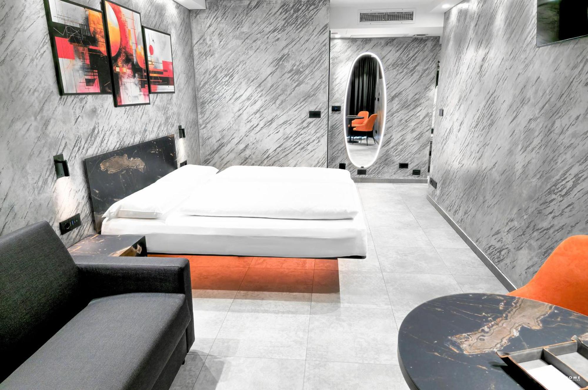 Adv - Exclusive Gasthof Bozen